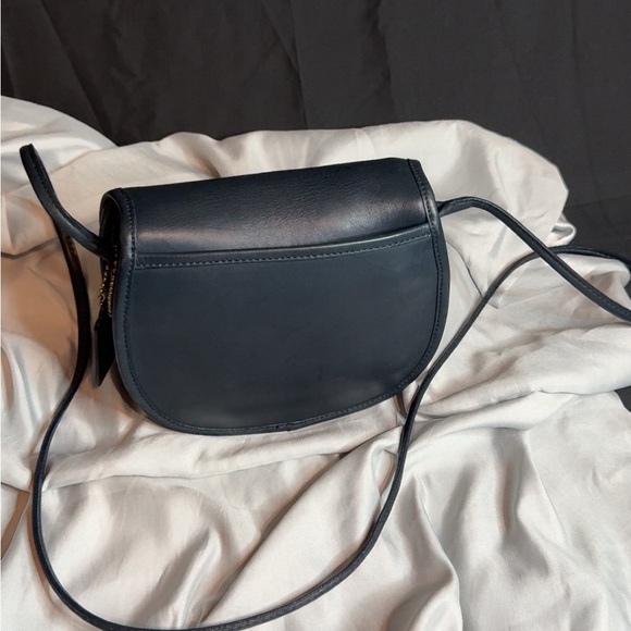 Vintage Coach Elegant dark blue Leather Crossbody Bag - Picture 2 of 8